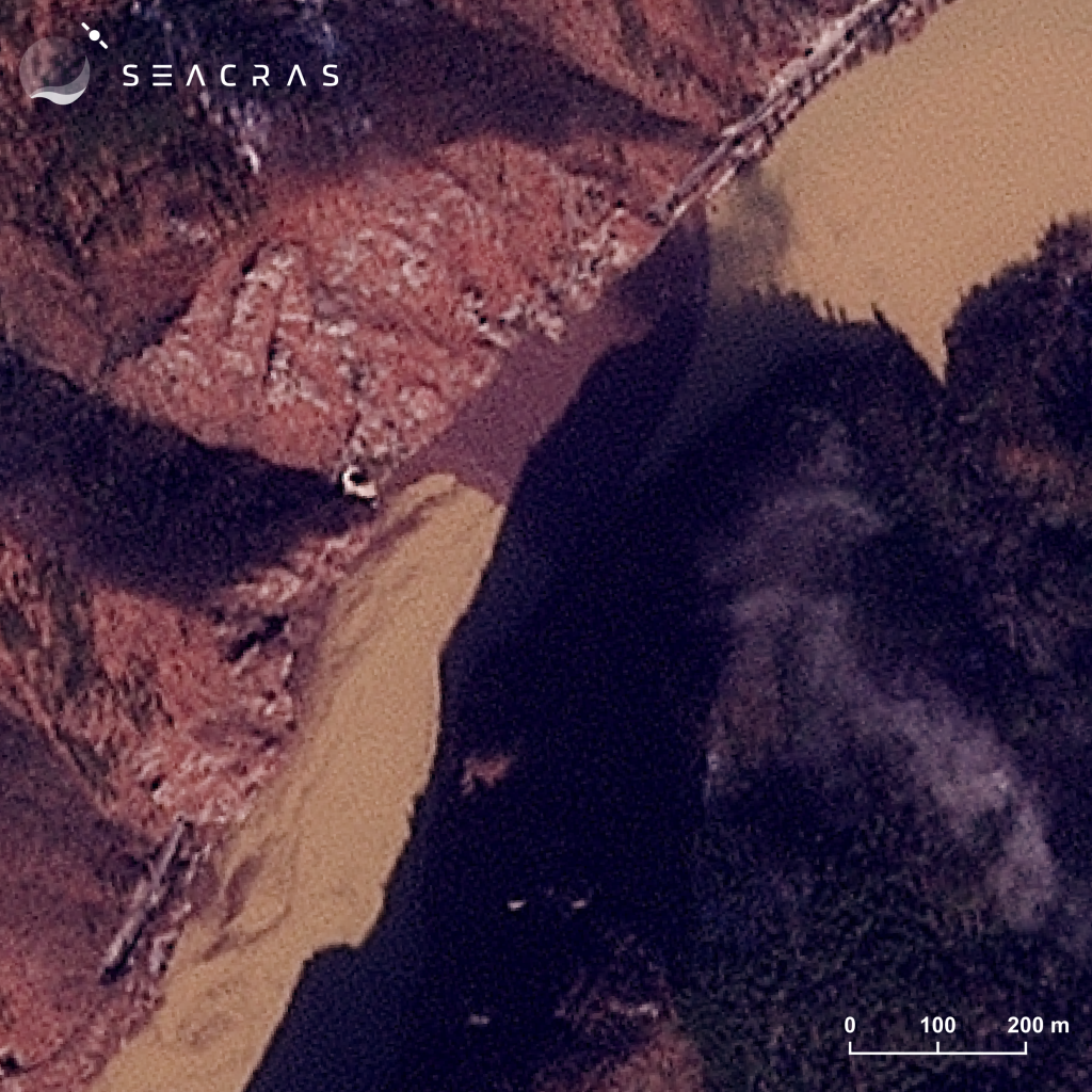 Satellite image of the Drina river pollution and its trash island in the Višegrad area, Bosnia and Herzegovina. Satellite imaging was processed by SeaCras' Coastal Intelligence platform.