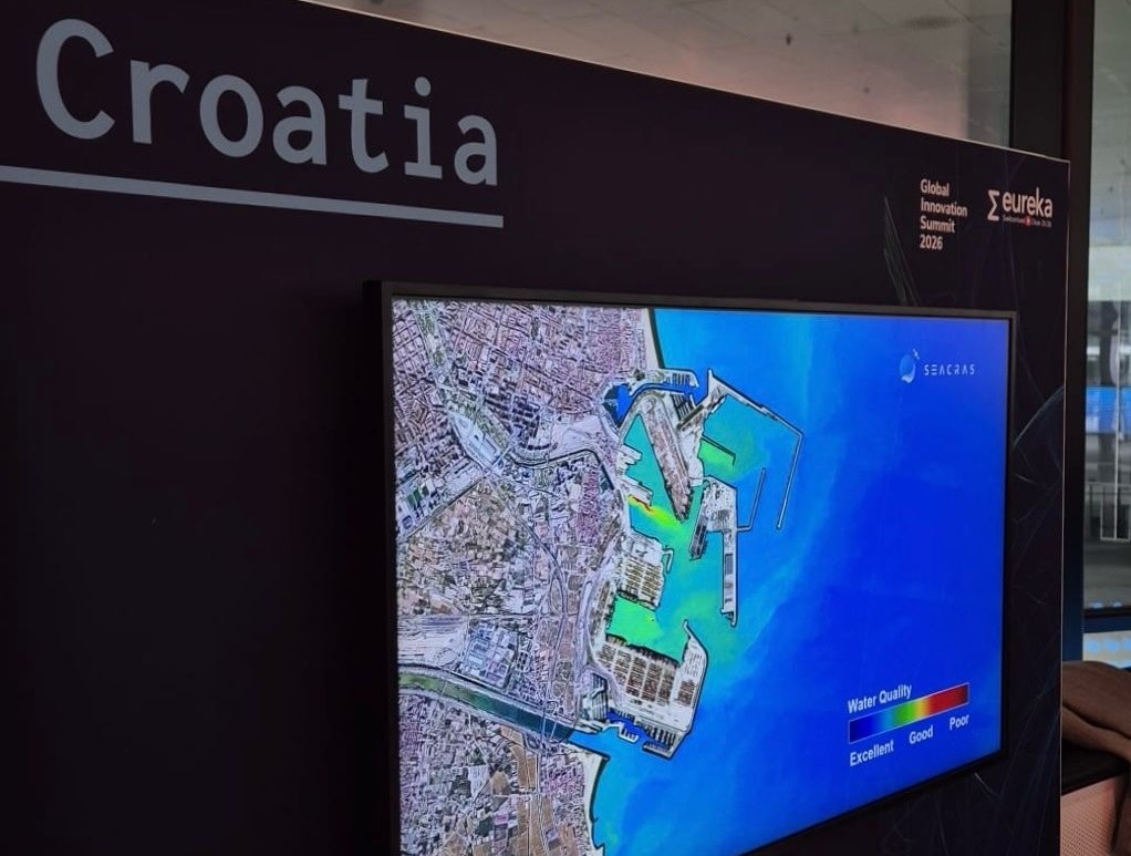 SeaCras Coastal Intelligence platform interface showing a satellite image.